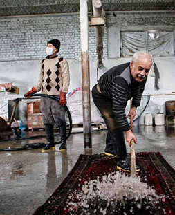 شستشوی سنتی قالی در قالیشویی صادقیه